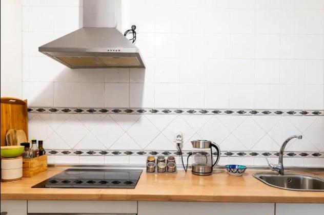 Acogedora Habitacion En Apartamento Compartido Amplio Y Centrico Granada Dış mekan fotoğraf